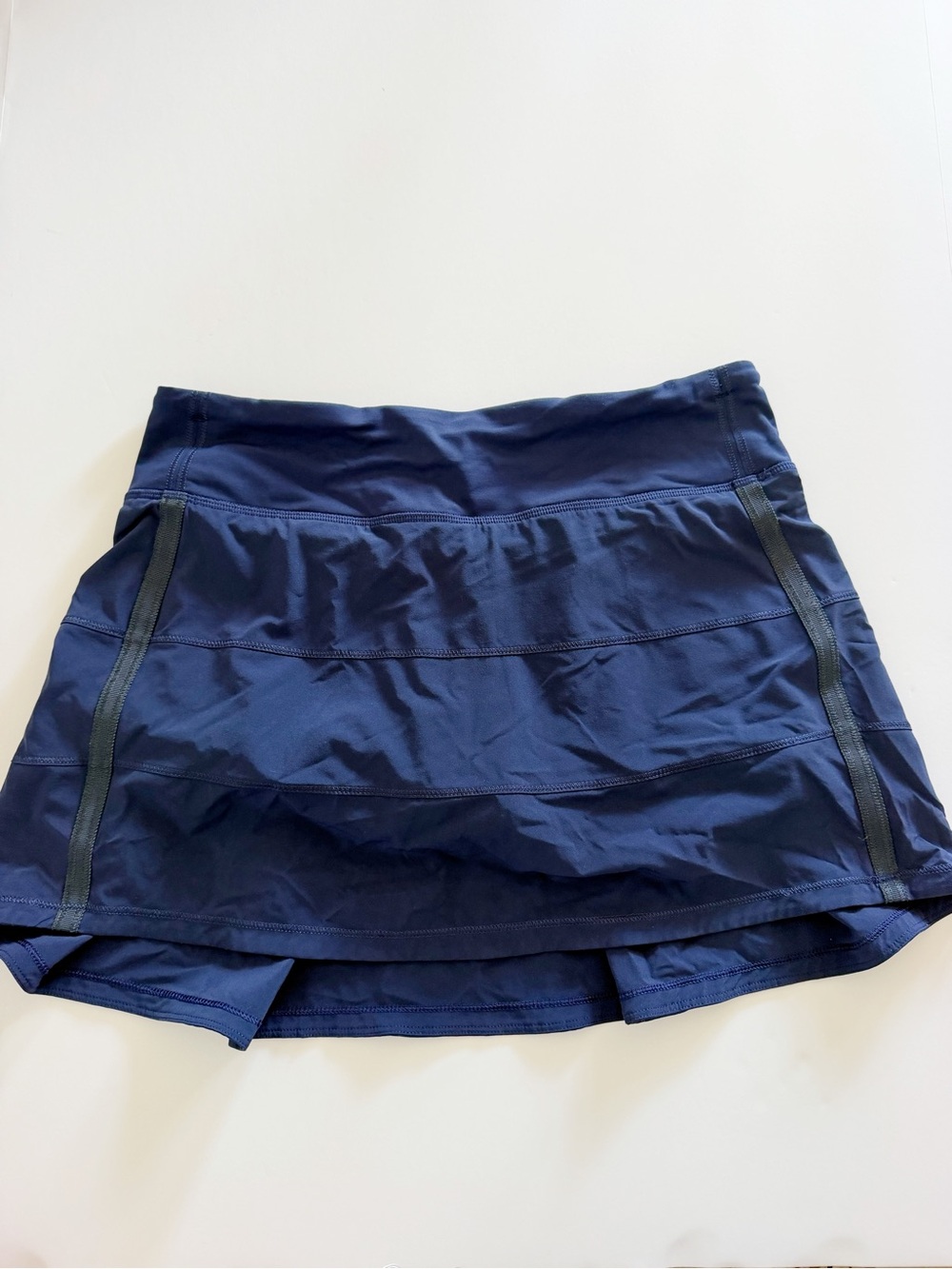 Lululemon Navy Pace Rival Skirt size 6